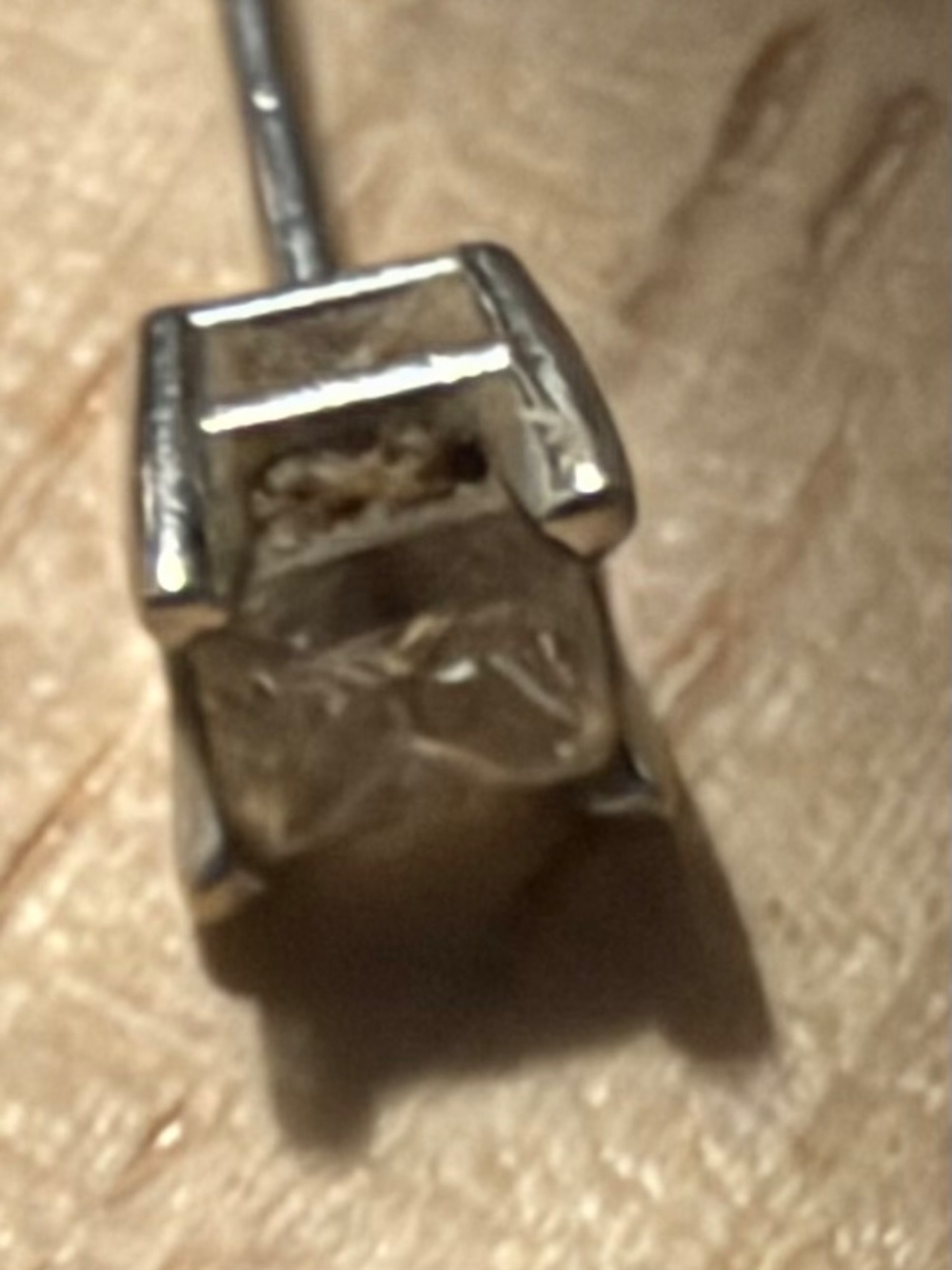 14K Solid White Gold Princess Cut Diamond Stud Earring Single Approx .20-.25ct - Picture 4 of 6